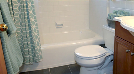Bathtub and Tile Resurfacing Experts in Livonia | Surface Solutions - home-hero-after-img