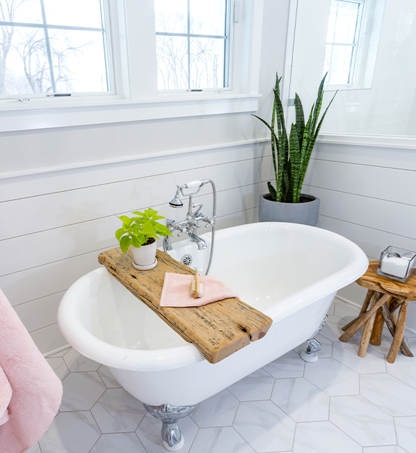 Odorless Bathtub Resurfacing and Refinishing in Livonia, MI - pink